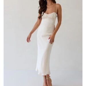 Elegant Cream Maxi Dress